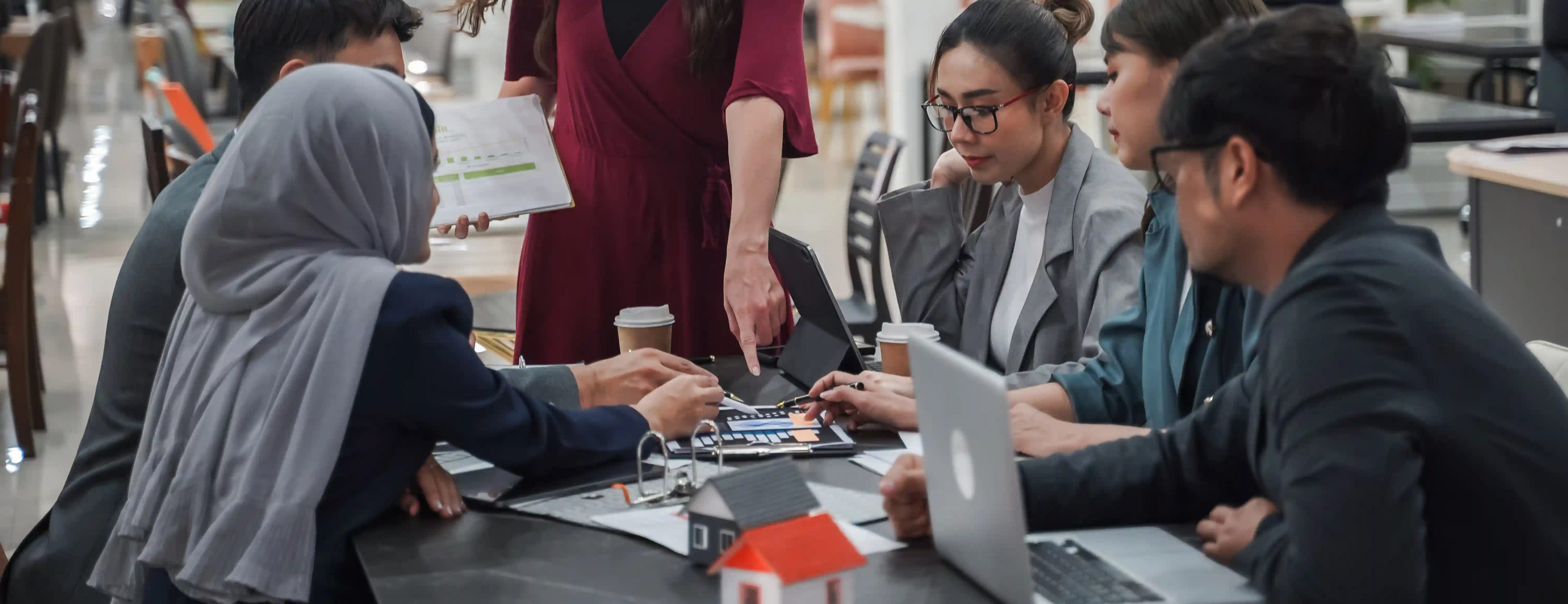 Collaborating Institutions and Professionals